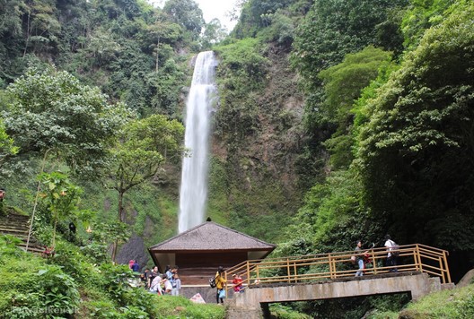 Wisata Curug Cimahi