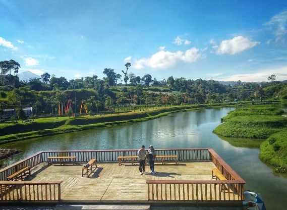 taman lembah dewata